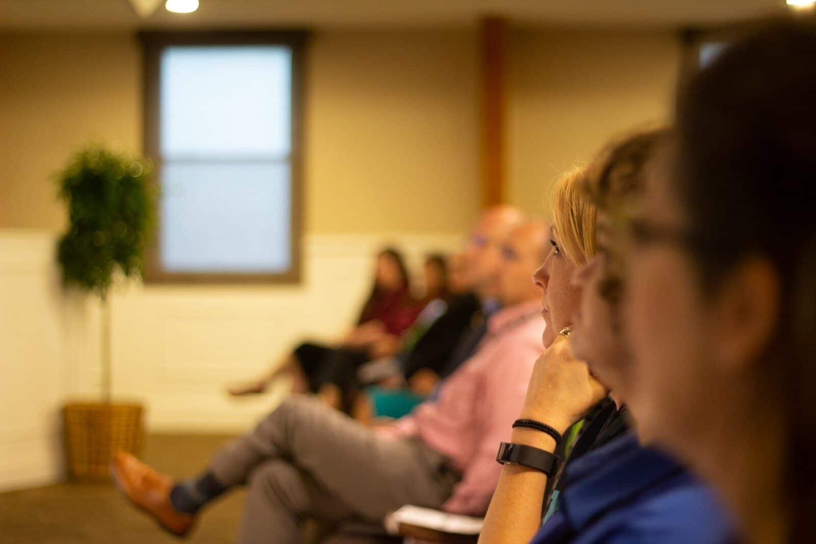 Comment louer une salle de séminaire à Bayeux ?